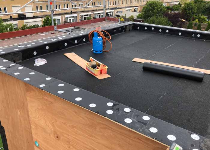 Dak bedekking door JR Visser